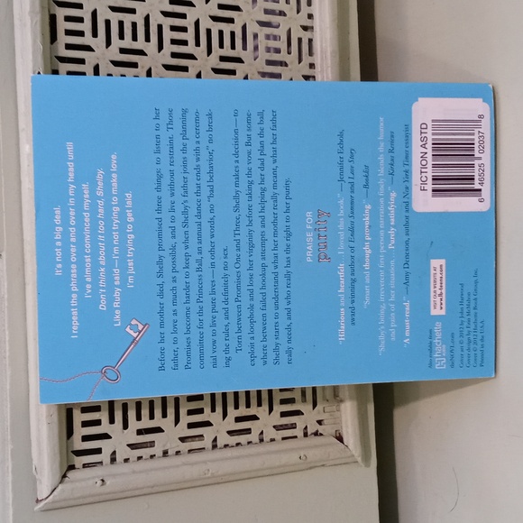 Books - Purity by Jackson Pearce - Picture 3 of 8